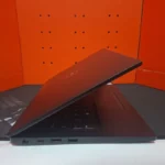 Laptop Dell Latitude 7390 – Image 2